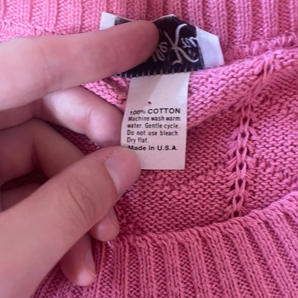 80s Cuddle knit made-in-the-USA pink shirt! - Picture 10 of 14